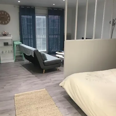 Meuble Ambiance Cosy Proche Centre Ville Et Gare شقة تروي